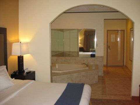 Express Absecon-atlantic Area By Ihg Hotel