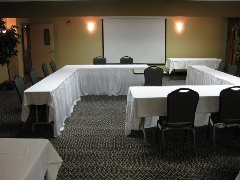 Hotel Express Absecon-atlantic Area By Ihg 2*
